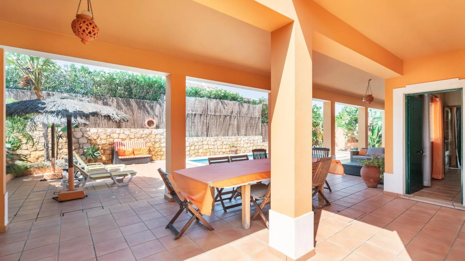 Orange Tree Villa In Alvor